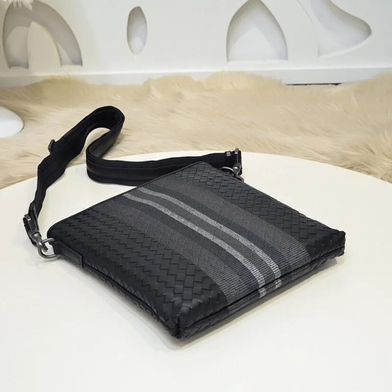 All categories 💚 Top version men’s bags 💚 BV 2024 new BV crossbody bag